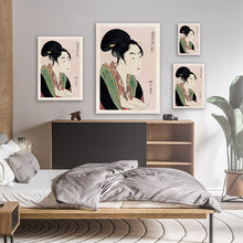 Load image into Gallery viewer, Traditional Japanese Woman