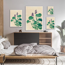 Load image into Gallery viewer, Blooming Hosta